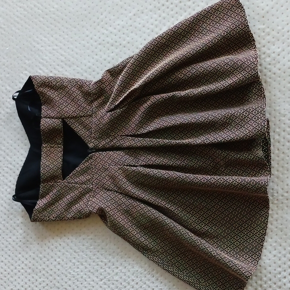 BCBG cute strapless mini peplum Party dress with keyhole back - Picture 4 of 13